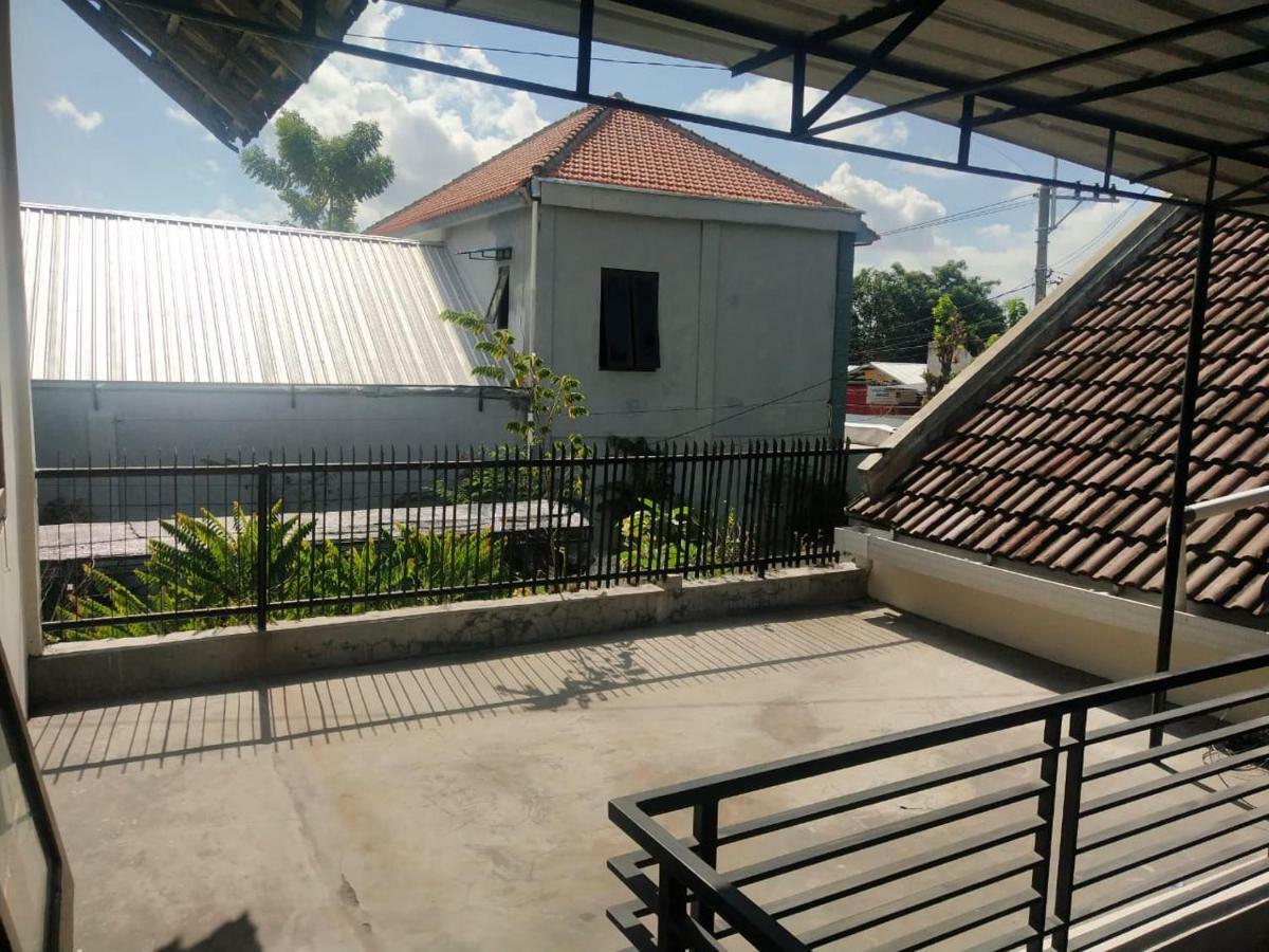 Thalia Guesthouse Ijen - Bromo & Sukamade Tour Banyuwangi  Exterior foto